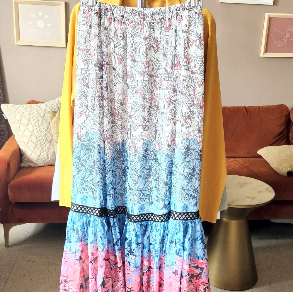 Context exclusively at lord and Taylor floral long skirt plus size 1X